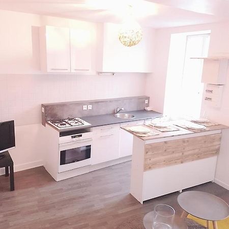 Charmant Logement A Vierzon Centre Exterior photo